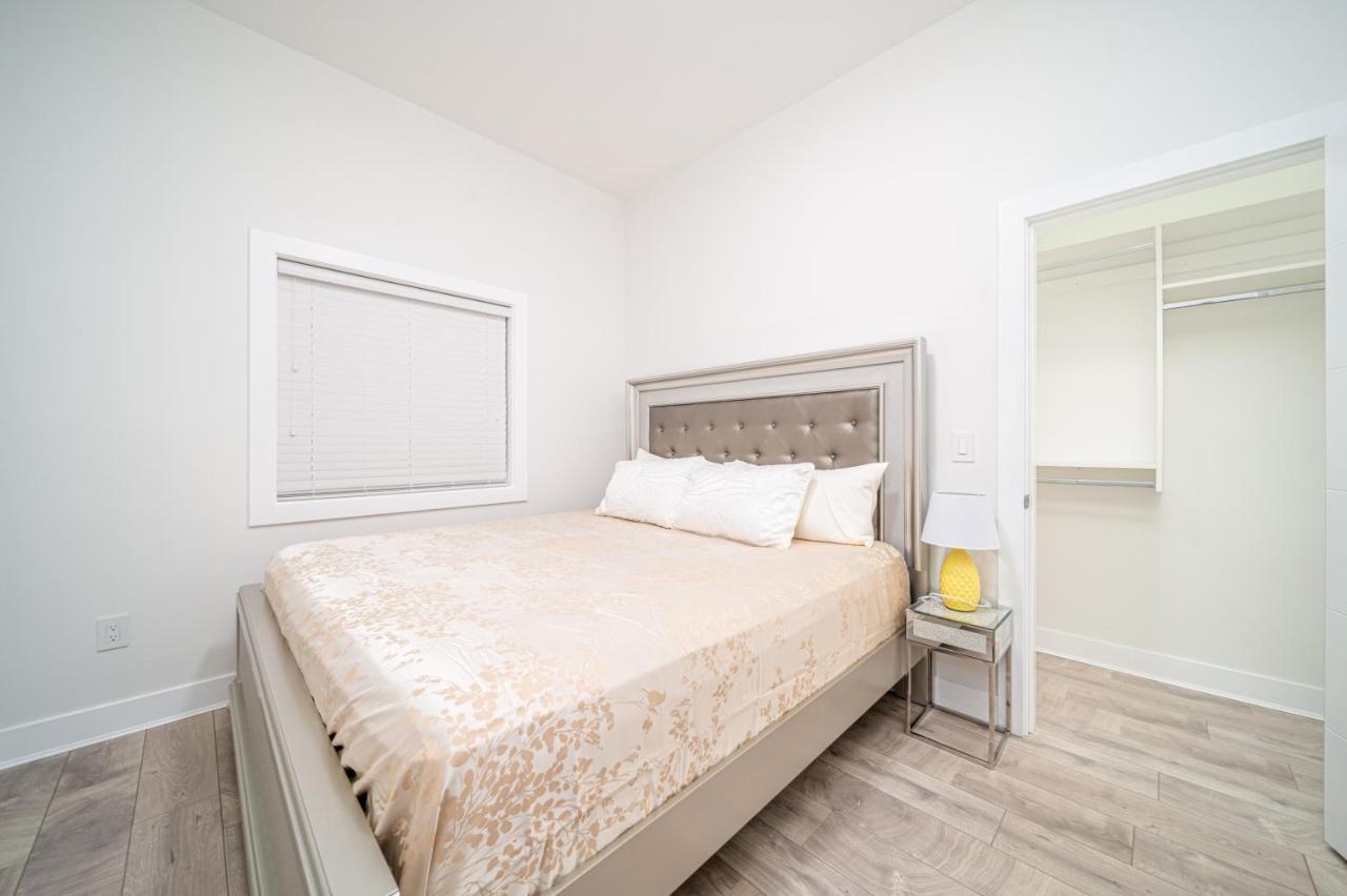 Sun Suite Surrey Dış mekan fotoğraf