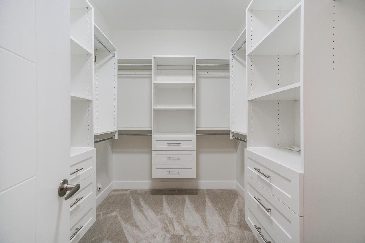 Sun Suite Surrey Dış mekan fotoğraf