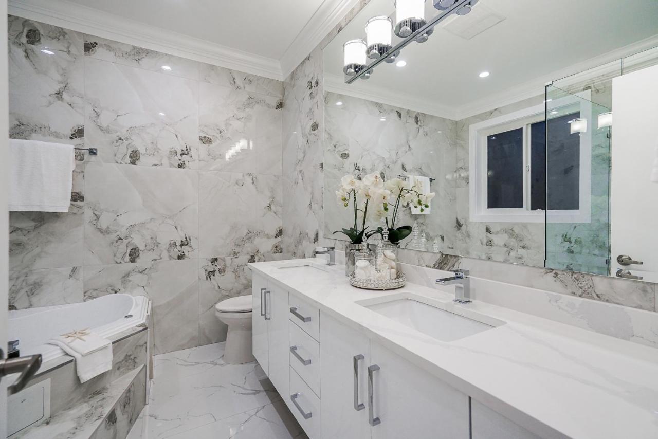Sun Suite Surrey Dış mekan fotoğraf