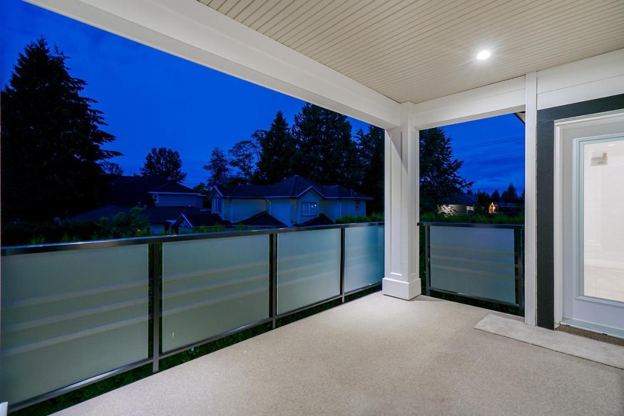 Sun Suite Surrey Dış mekan fotoğraf