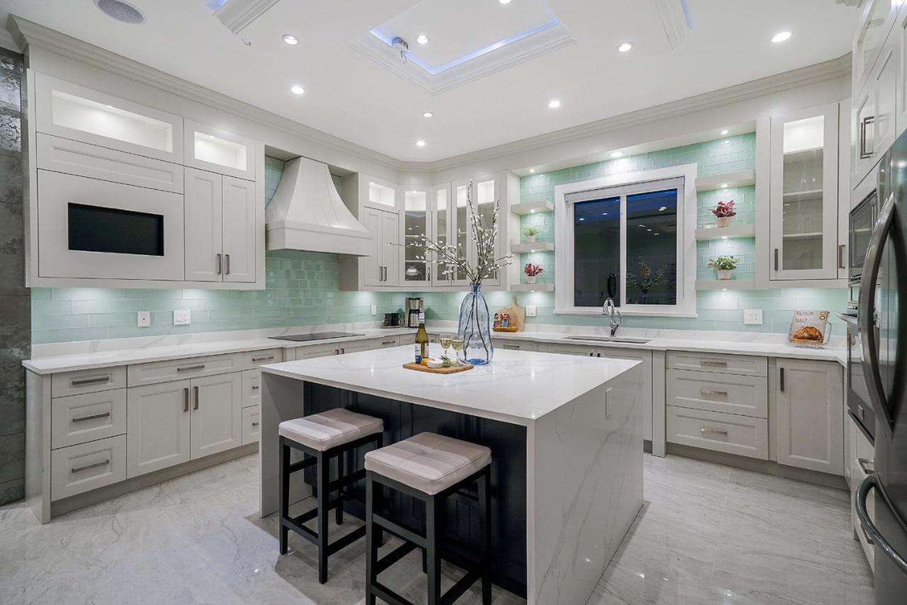 Sun Suite Surrey Dış mekan fotoğraf
